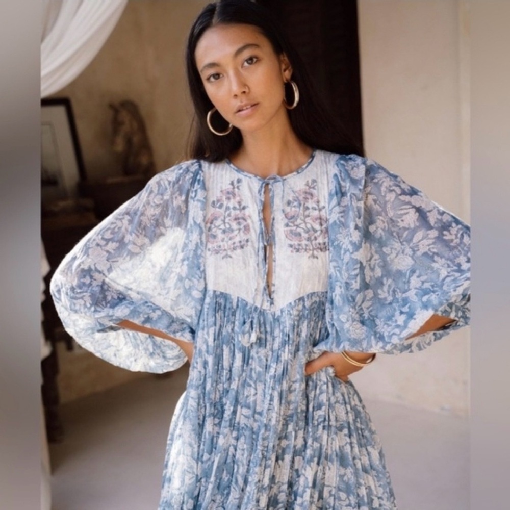 Daughters of India Jaya Blue and White Floral Mini Dress